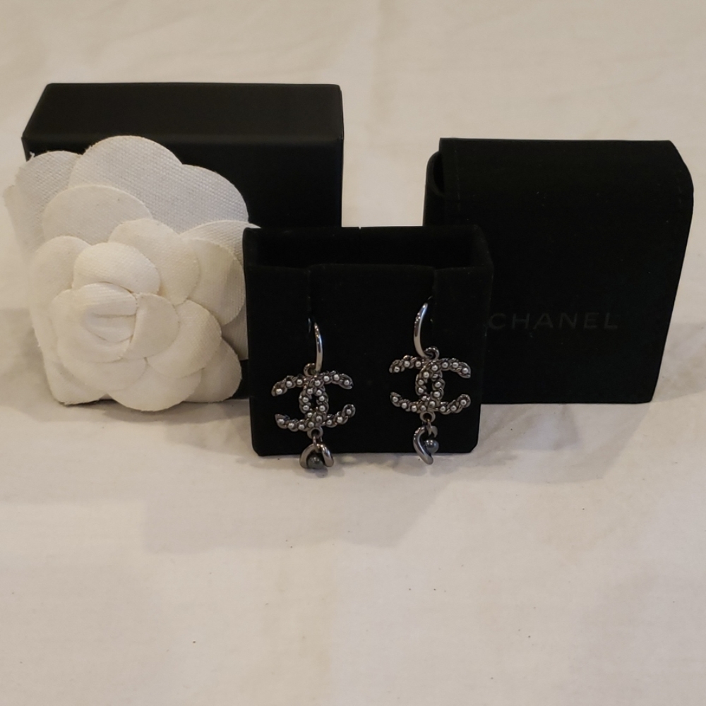 CHANEL Gunmetal Earings